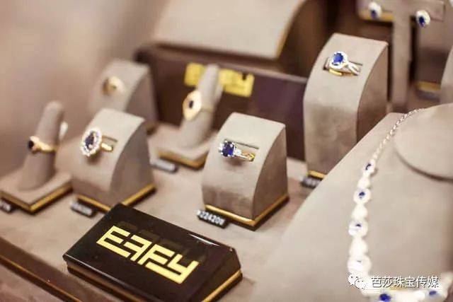 珠寶腕表那些事 | 圣誕剁手季不東奔西跑，一家店網盡世界珠寶！